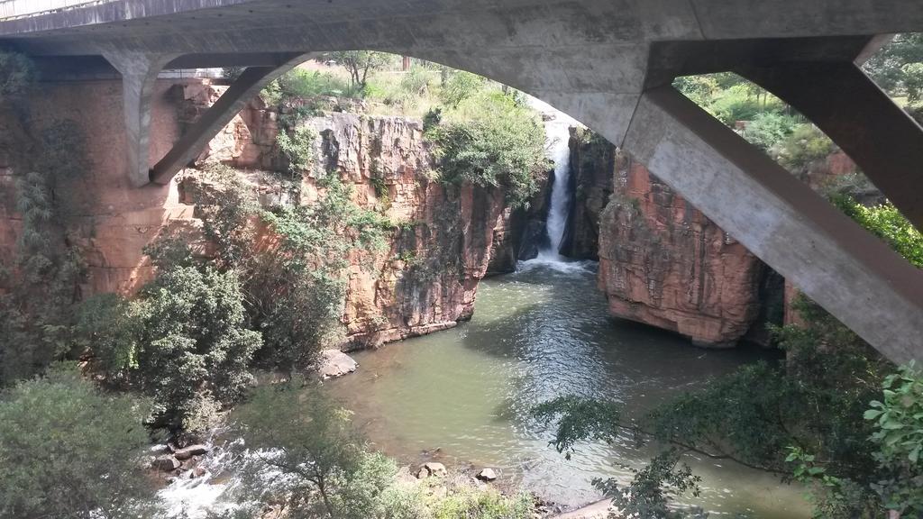 סאבי Two Falls View מראה חיצוני תמונה